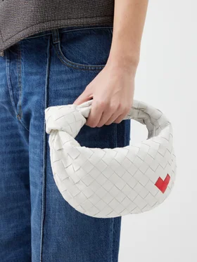 SHOP BOTTEGA VENETA >