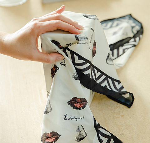 Penhaligon’s scarf