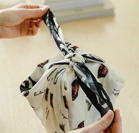 Penhaligon’s scarf