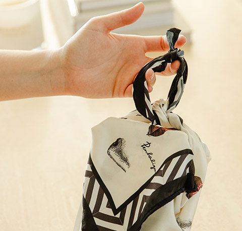 Penhaligon’s scarf